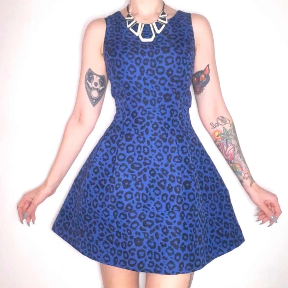 Forever21 Blue and Black Leopard Print Dress and Necklace Combo.